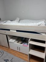 Kinder Bett mit Schreibtisch und ein klein Schrank Nordrhein-Westfalen - Lüdenscheid Vorschau