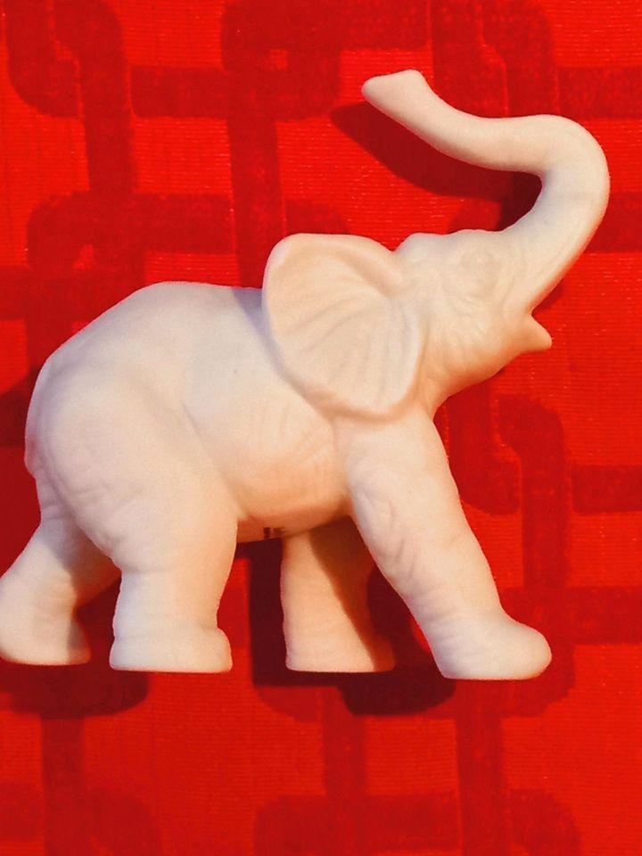 Rosenthal Porzellan Elefant Tier Figur 8cm top in Mülheim (Ruhr)