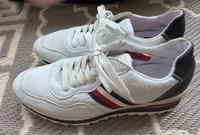 Rieker Schnürschuhe Halbschuhe 38 Sneaker ungetragen Baden-Württemberg - Offenburg Vorschau