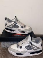 Jordan 4 Military black Schuh Größe 43 Wuppertal - Langerfeld-Beyenburg Vorschau