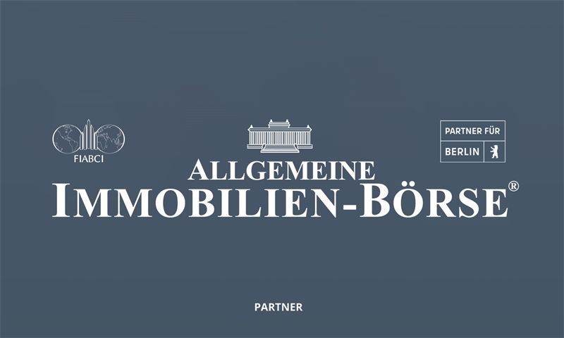 Nur 4.933,- pro QM- ERSTKLASSIGE & EXKLUSIVE 4 ZI.- HAUSHÄLFTE auf 400 qm Sonnengrundstück in Berlin