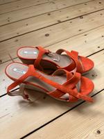 Geox Sandalen mit Absatz orange NEU Gr41 Düsseldorf - Oberkassel Vorschau