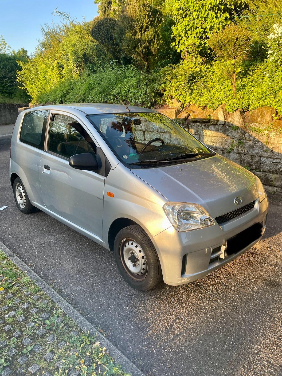 Abbildung des Autos Daihatsu cuore aus 1. Ha…