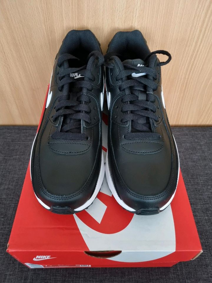 Nike Air Max 90 LTR, Größe 40, schwarz, Neu in Schöffengrund