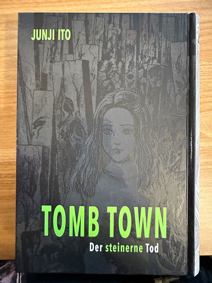 Manga: TOMB TOWN - Der steinerne Tod von Junji Ito in Dresden