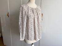 luftige CLOSED Bluse SEIDENBLUSE creme schwarz gepunktet Gr. S Hamburg-Mitte - HafenCity Vorschau