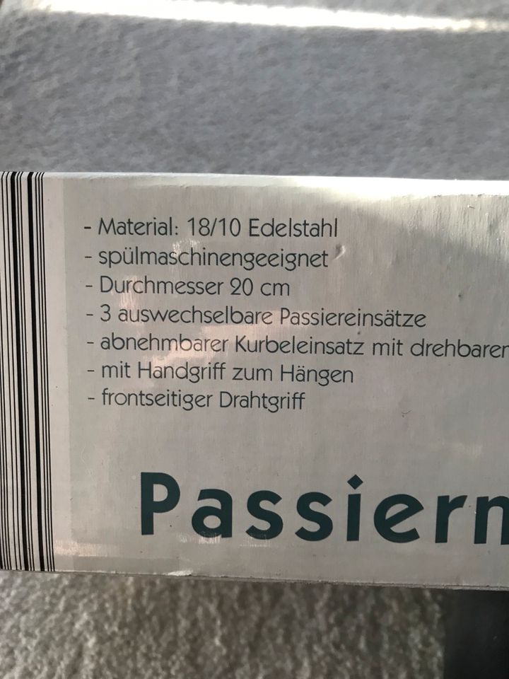 Edelstahl Passiermühle mit 3 Einsätzen in OVP in Kirchdorf a. Inn