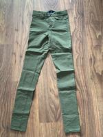 Grüne Jeggins, Röhrenhose Sachsen - Radebeul Vorschau