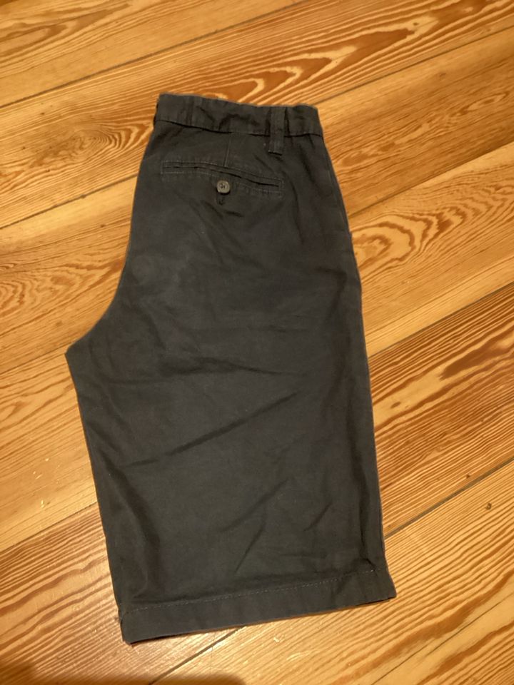 Chino Shorts H&M 158 Jungen blau in Hamburg