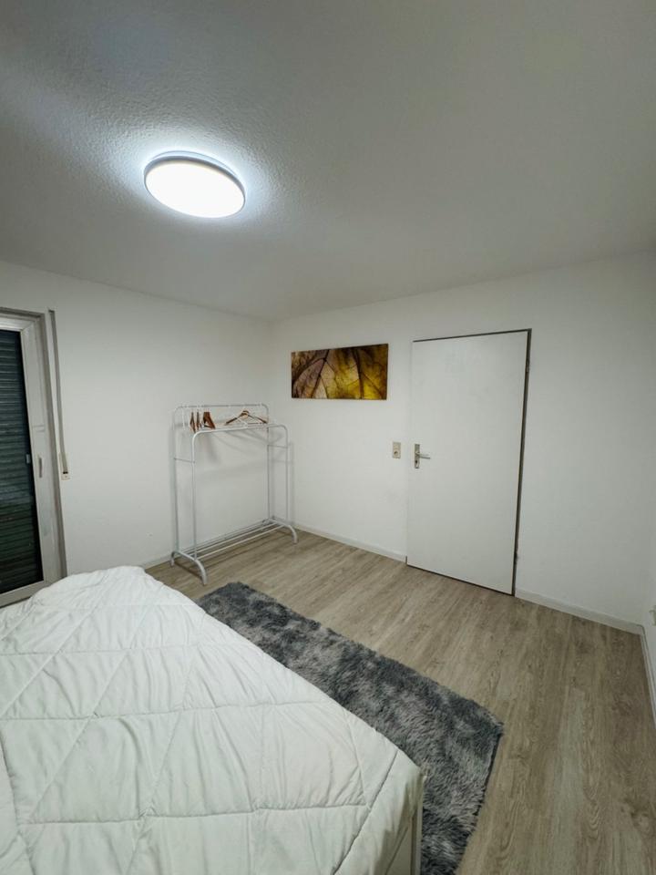 Geräumiges Zimmer – Kurzzeit (tgl./wö./mtl.), max. 2 Monate in Kaiserslautern