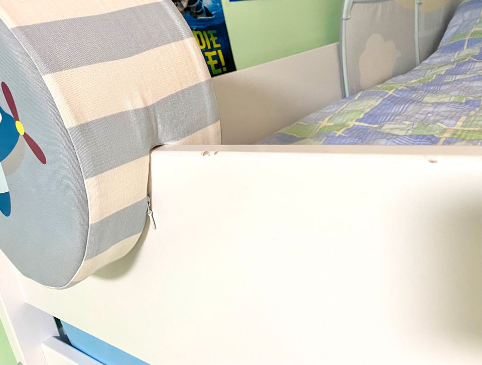 FLEXA White Halbhohes Bett mit Schrägleiter weiß in Scharbeutz