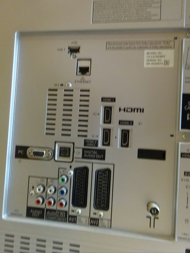 LCD-Fernseher,Model Panasonic Viera TX-L37D28ES, 37 Zoll, top in Schulzendorf bei Eichwalde