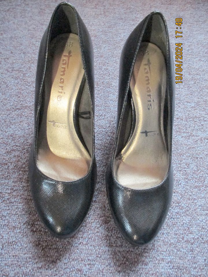 Klassische Tamaris Pumps Heels schwarz Gr. 38 - wie neu in Rottendorf Unterfr