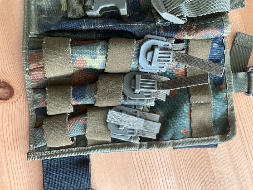 Bundeswehr Pistolenholster in Mengen