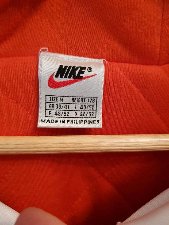 Jacke Mantel Nike blau Size M fällt Größer aus L/XL in Ingolstadt