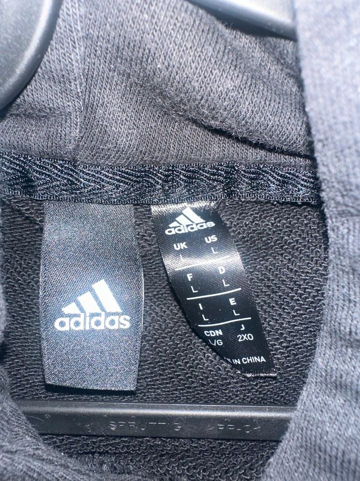 Adidas Pullover L in Irchenrieth