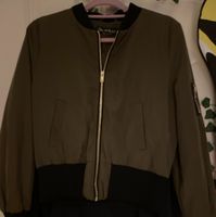 ❤️Top Miss Selfridge Bomber Jacke Größe 40 Brandenburg - Glienicke/Nordbahn Vorschau