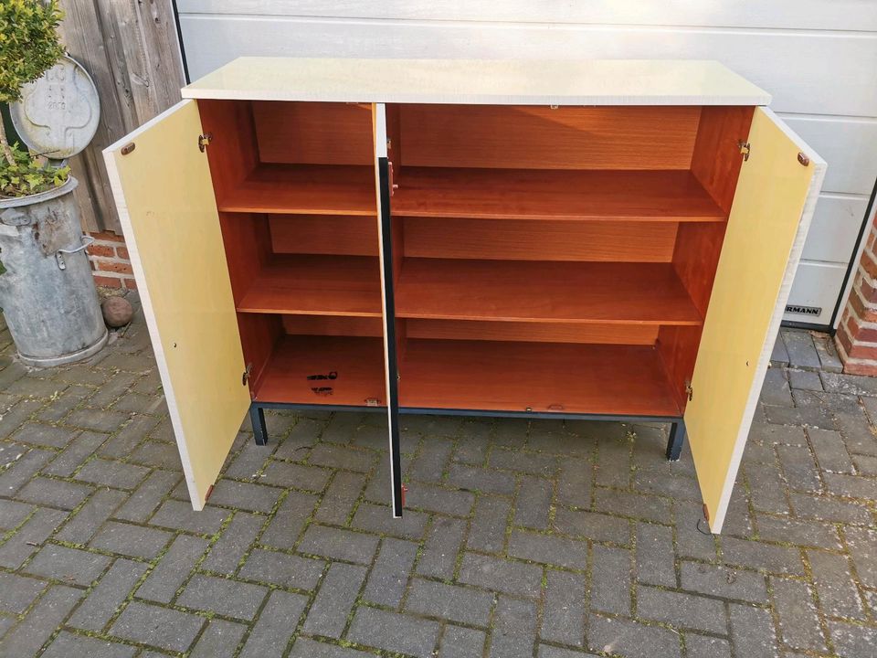 Vintage Retro Kommode Sideboard Möbel Schrank 70er Mid Space Loft in Ovelgönne