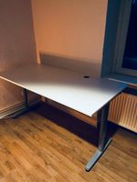 Schreibtisch höhenverstellbar,weiß/silber, Kabelöffnung/Halterung Niedersachsen - Braunschweig Vorschau