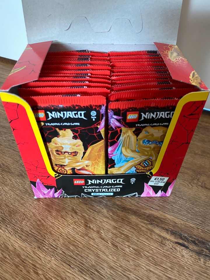 Lego Ninjago Serie 8 Trading Cards Display - 50 Päckchen in Neustadt am Rübenberge