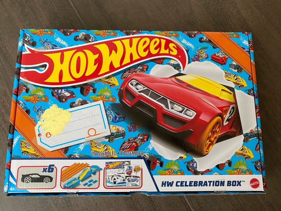 Hot Wheels GWN96 - Celebration Box - Starterset in Edewecht