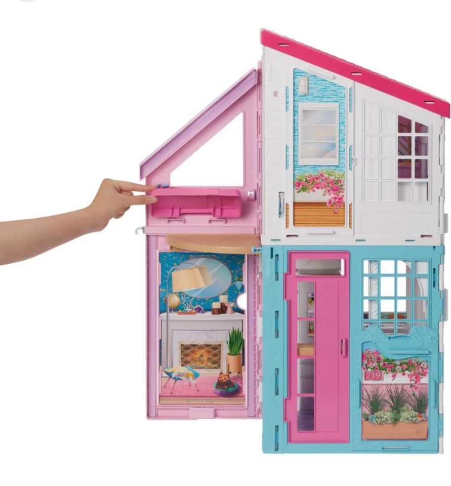 Barbie Malibu Haus zusammenklappbar mit original Karton in Erkner