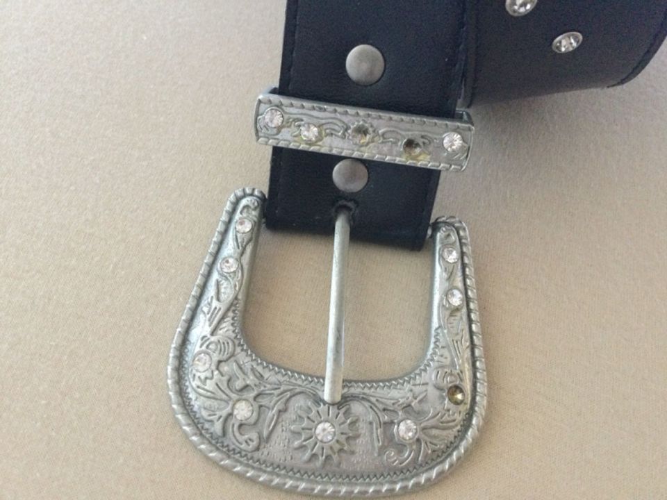 breiter Gürtel schwarz mit Strass in Olching