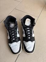 Nike dunk high 39 US 6,5 schwarz weiß Nordrhein-Westfalen - Dorsten Vorschau