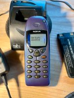 Nokia 6110 blaue Beleuchtung Retro Ladegerät Bayern - Niedernberg Vorschau