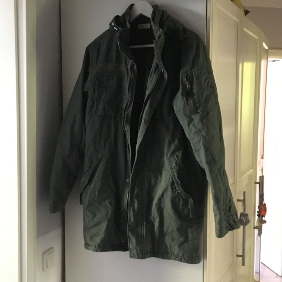 Parka Jungen H&M Größe 170 olivgrün in Lüneburg