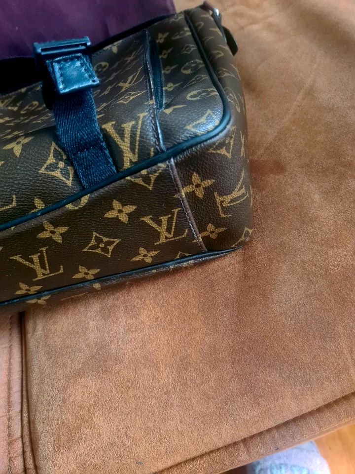 Original Louis Vuitton Messenger Bag  Tasche in Hamburg