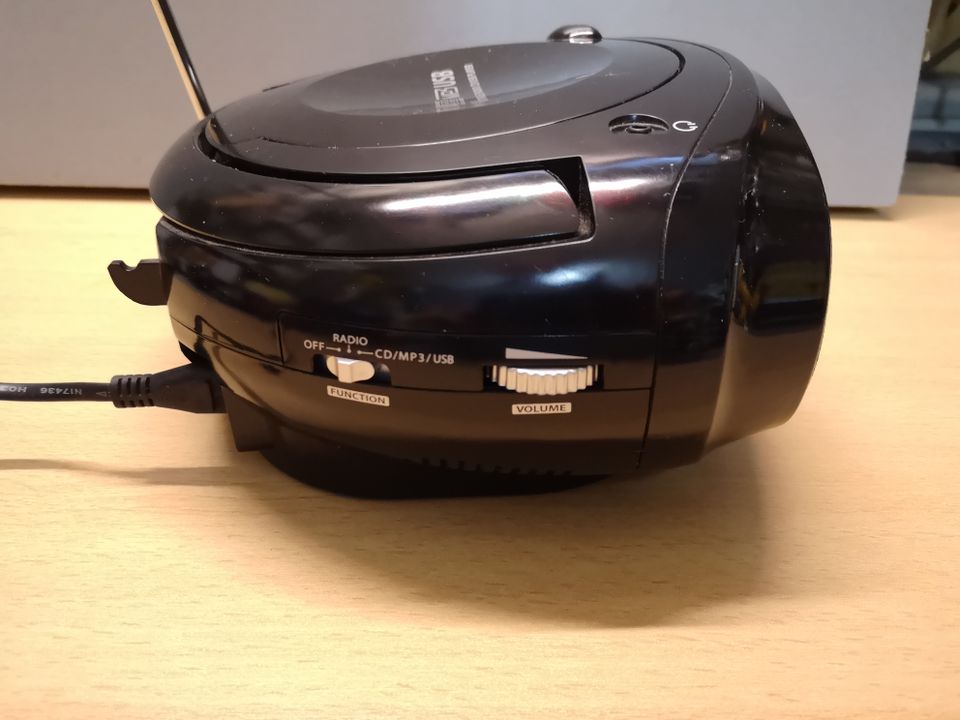 Dual MP3 USB  Radio Player in Großheubach