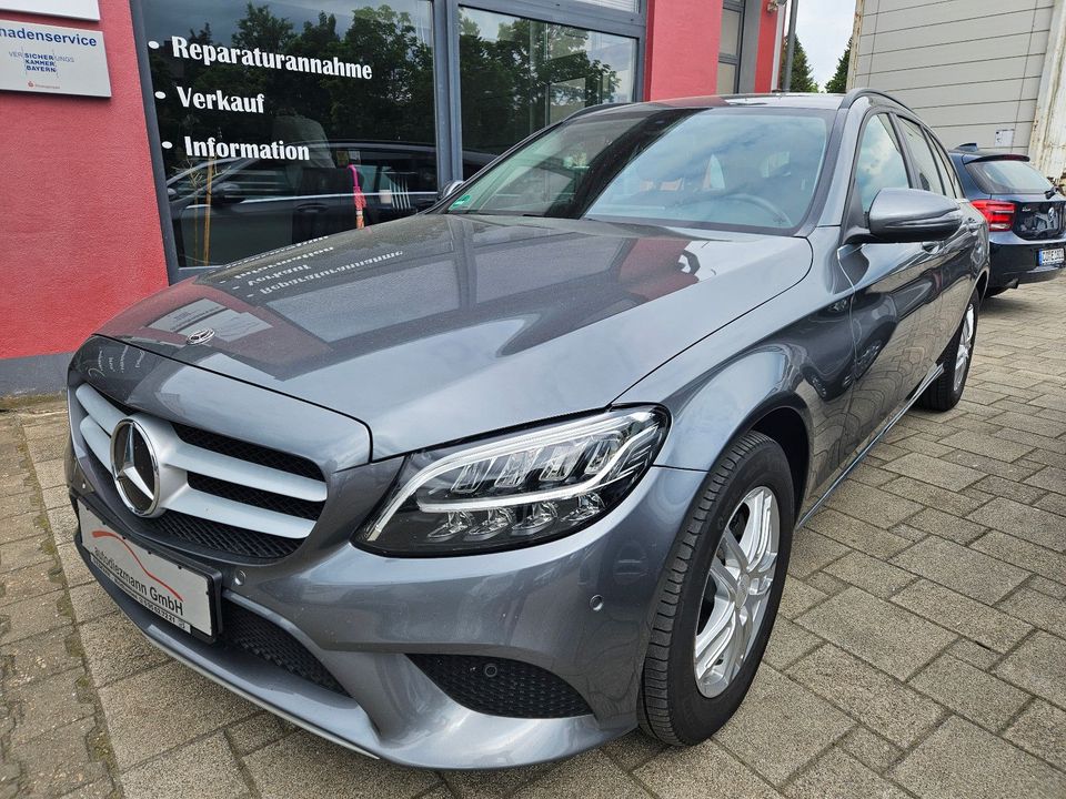 Mercedes-Benz C 200 C -Klasse T-Modell C 200 T d in Weidhausen