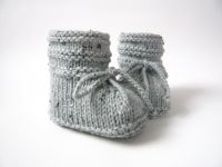 NEU Babyschuhe gestrickt Kurzstiefel Babystiefel Strickschuhe Sachsen - Reinhardtsdorf-Schöna Vorschau