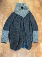 Bugatti Poncho Jacke Schurwolle Gr. 38 Herzogtum Lauenburg - Harmsdorf bei Ratzeburg Vorschau