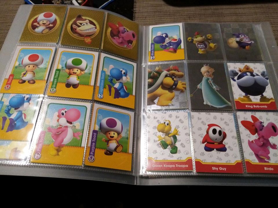 Super mario trading cards collection in Uelzen