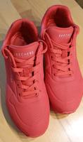 Sketchers UNO Los Angeles rot Gr.39 Schwerin - Krebsförden Vorschau
