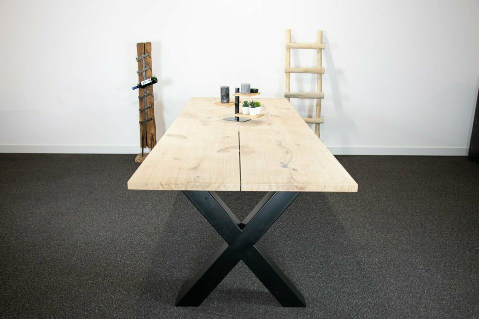 Eiche Bohlentisch 240x100 "JEDE GRÖßE MÖGLICH"  Esstisch Massiv Küchentisch Unverleimt Massivholztisch Eichentisch Wohnzimmertisch Holztisch Design Tisch Stahlbeine Edelstahl Tischbeine in Ochtrup