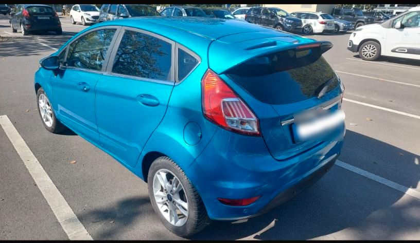 FORD FIESTA TITANIUM 1.5 TDCI Navi Sportspoiler PDC uvm in Köln