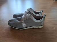 Damen Sneaker Freizeitschuh Bullboxer Größe 38 Silber Baden-Württemberg - Crailsheim Vorschau