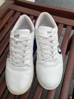 GUESS Damen Sportschuhe Bayern - Hasloch Vorschau