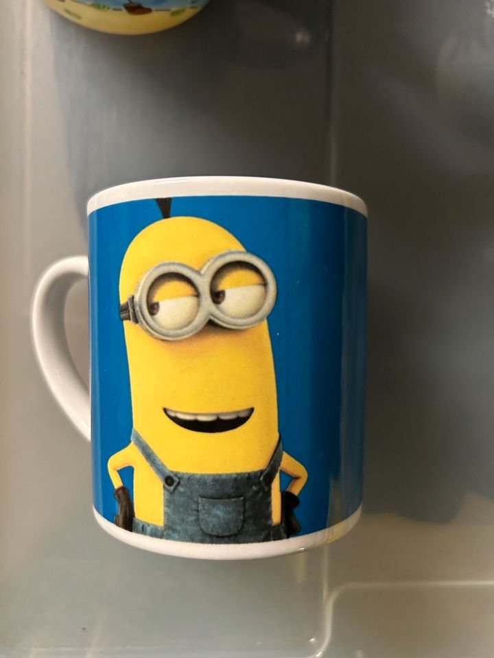 7 Kindertassen Bob Minions Miraculous Affe Wikinger in Gilching