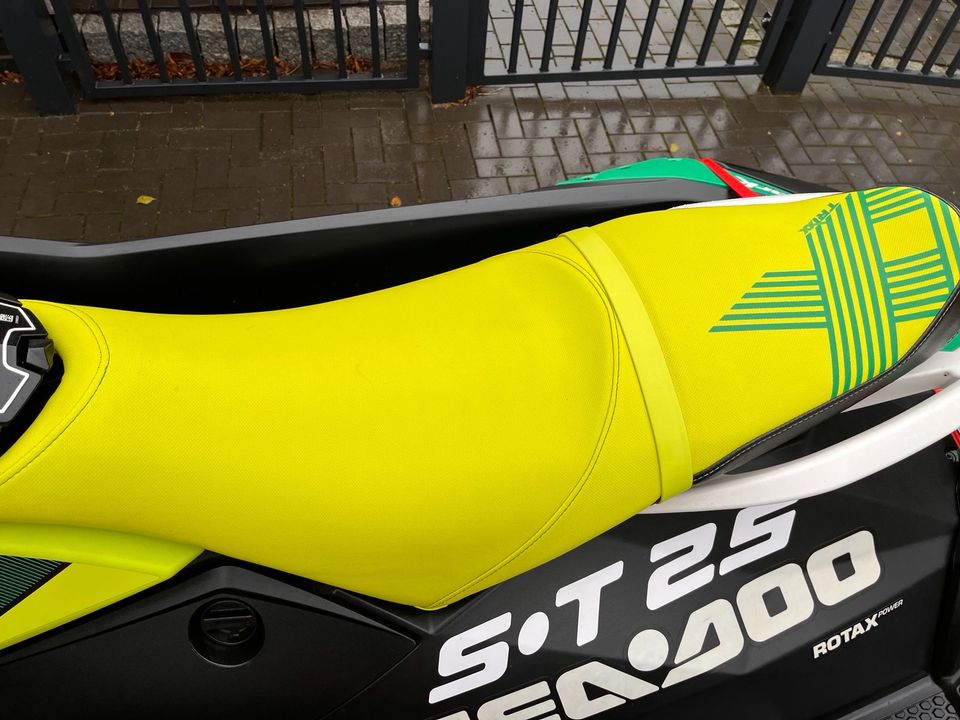 Jetski Sea Doo  Spark Trixx *neue Wartung* in Norderstedt