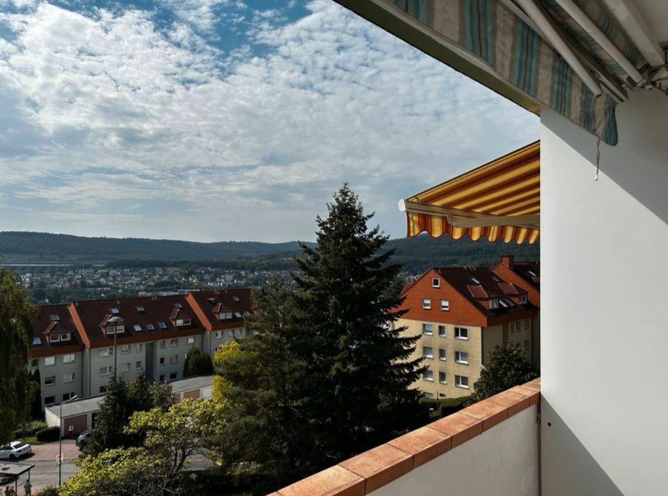 Niedernhausen - 2-Zimmer-Wohnung mit 2 Balkonen und EBK in Niedernhausen