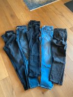 5 Hosen Jeans Jungen Jack& Jones, h&m, Zara Gr 31,32 Nordrhein-Westfalen - Erftstadt Vorschau