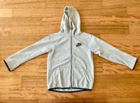 Nike Tech Jacke grau Hamburg-Nord - Hamburg Eppendorf Vorschau