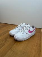 Nike Gamma Force Sneaker Gr. 39 Bayern - Nördlingen Vorschau