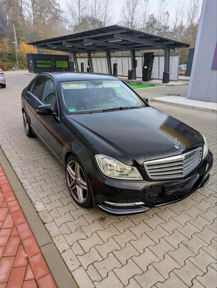 Mercedes C-Klasse 2012 | 156.000 km | TÜV bis 2026 | Sitzheizung in Leer (Ostfriesland)