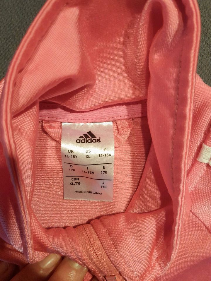 Adidas Sportjacke Gr. 170 in Bad Bocklet