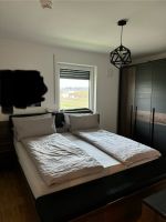 Schlafzimmer - Kleiderschrank, Kommode, Bett Bayern - Rosenheim Vorschau